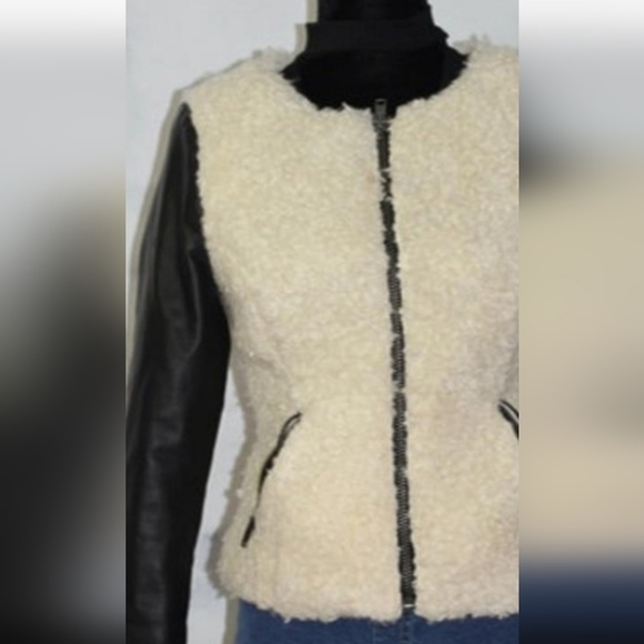 American Eagle Outfitters faux fur jacket Large - Picture 2 of 16